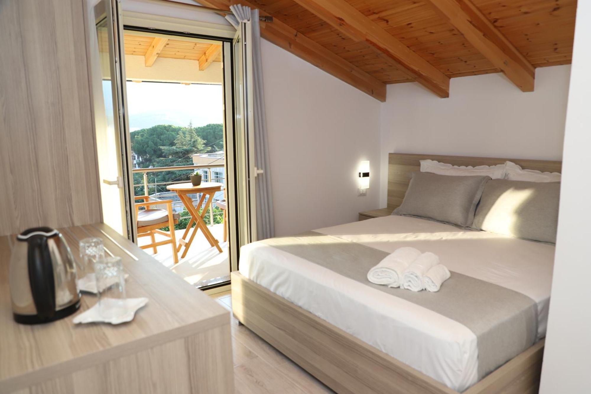 بيرات Guesthouse Kazazi المظهر الخارجي الصورة