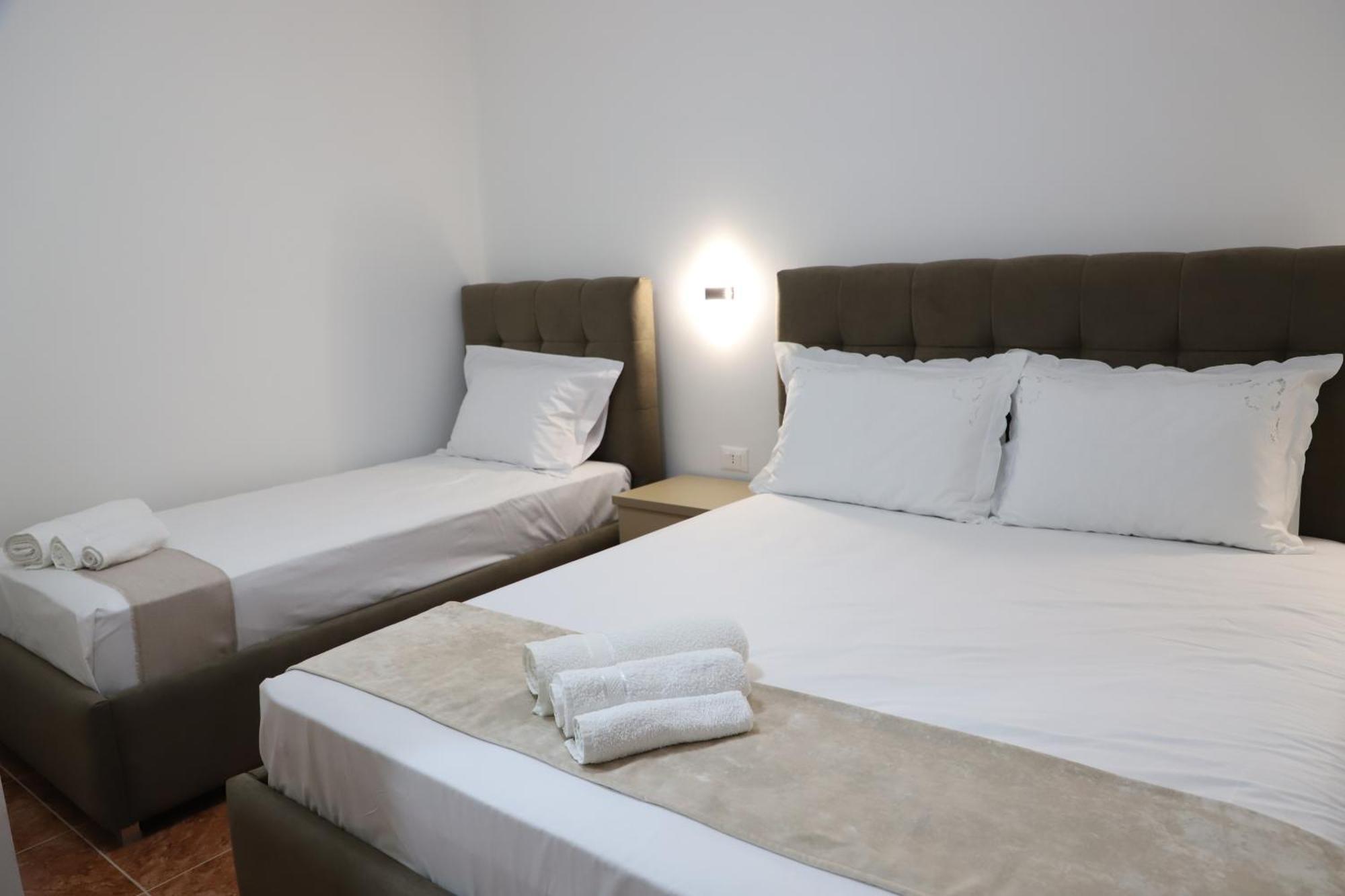 بيرات Guesthouse Kazazi المظهر الخارجي الصورة