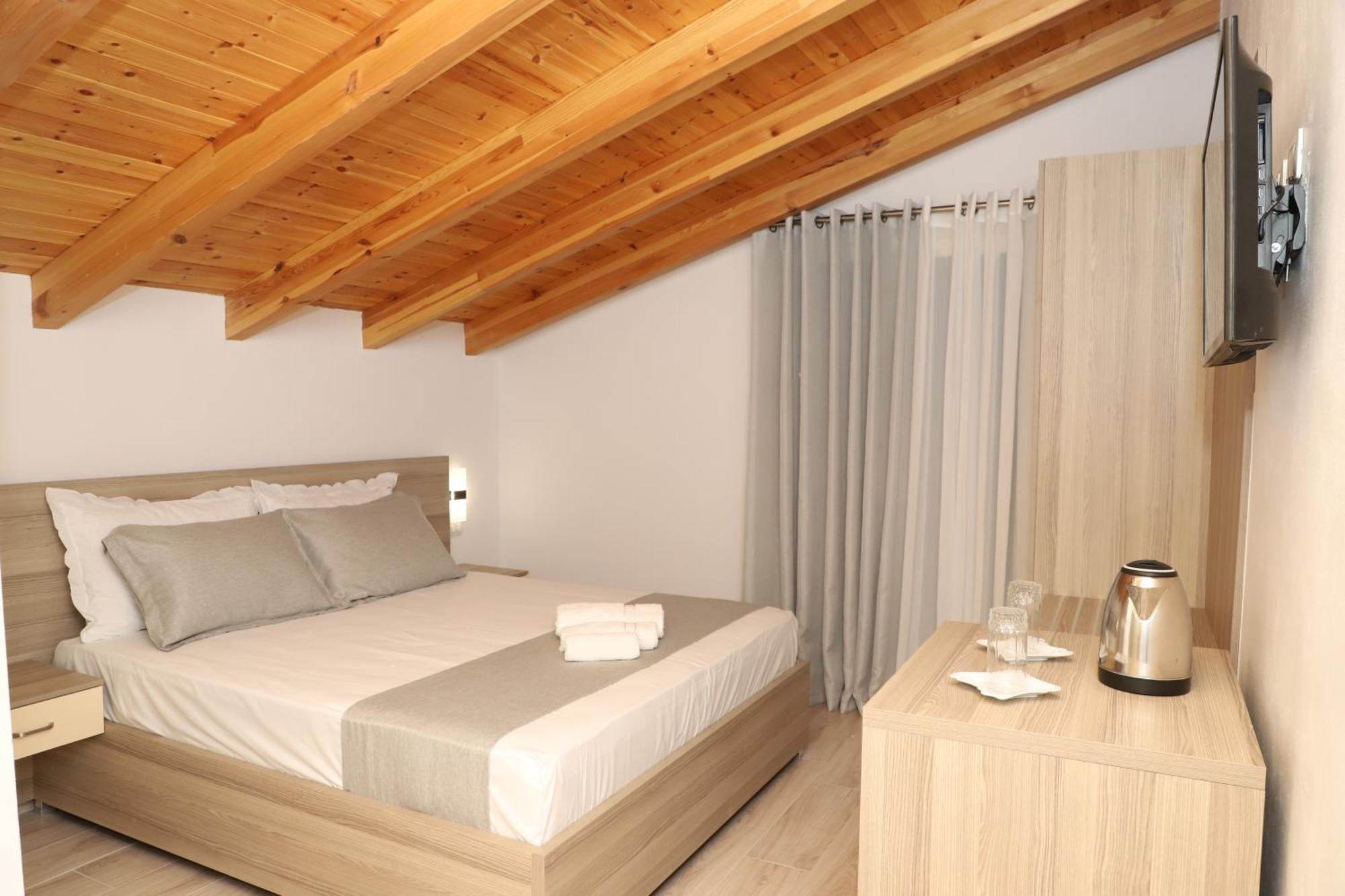 بيرات Guesthouse Kazazi المظهر الخارجي الصورة