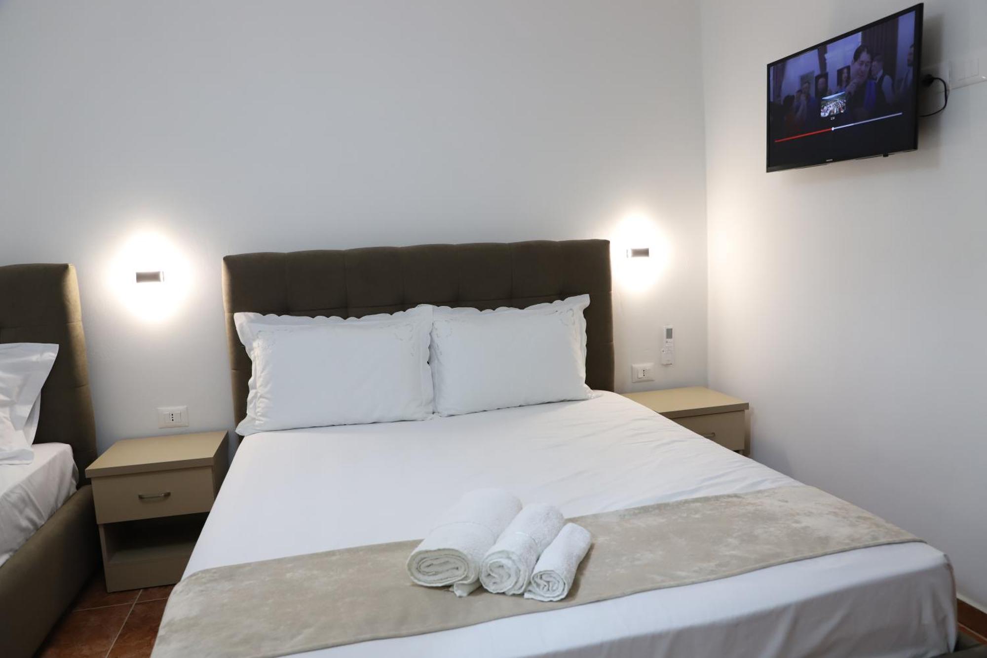 بيرات Guesthouse Kazazi المظهر الخارجي الصورة