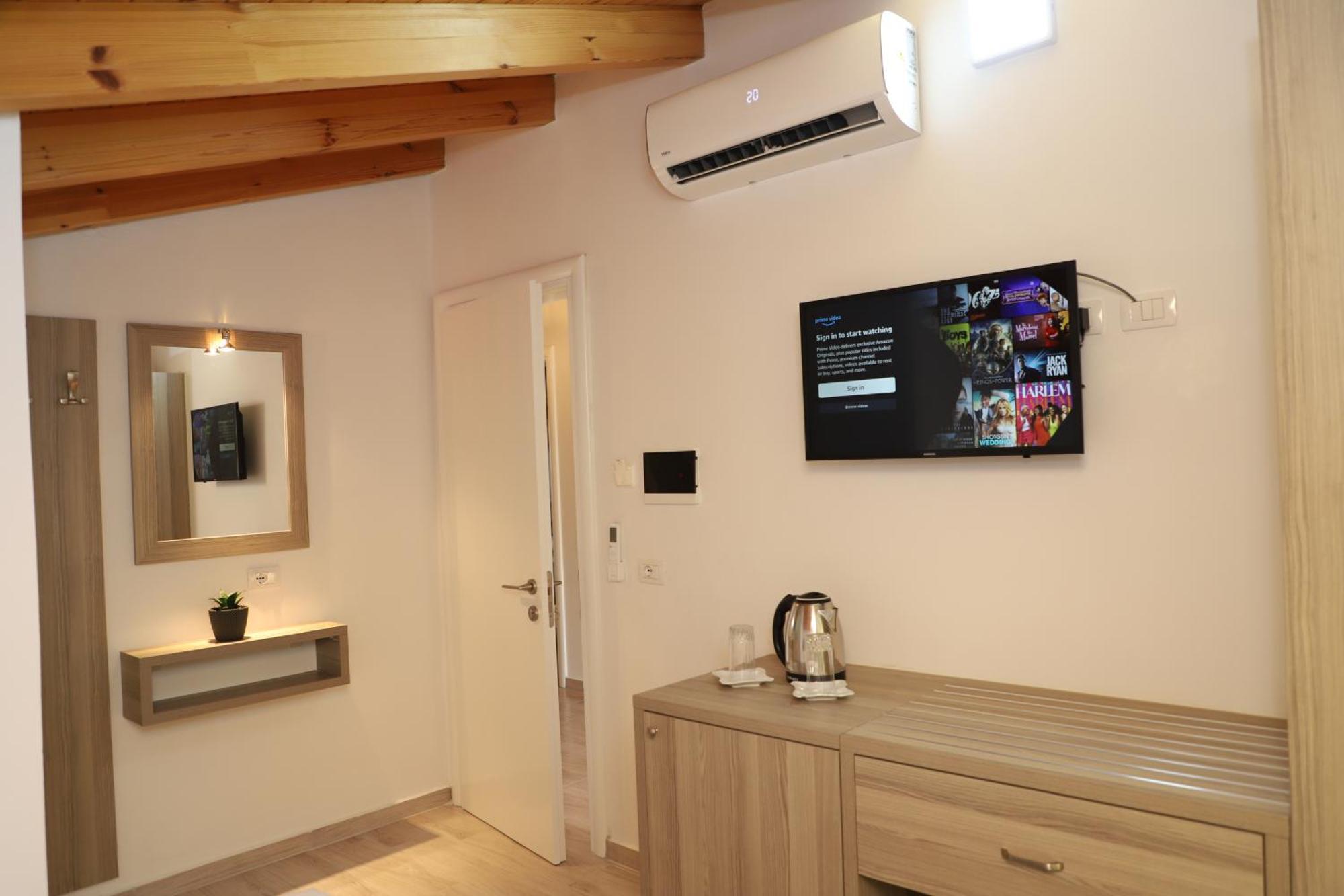 بيرات Guesthouse Kazazi المظهر الخارجي الصورة