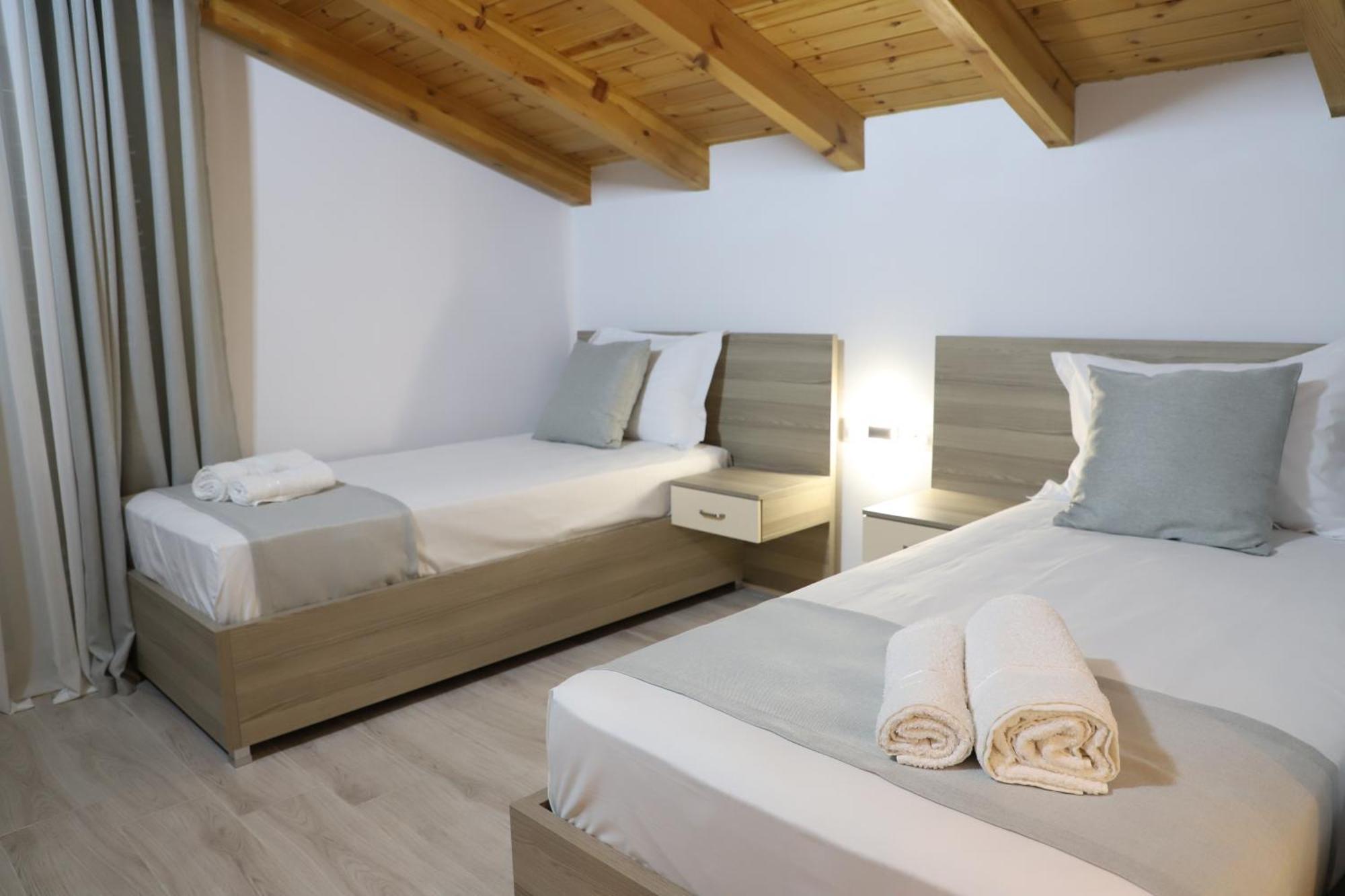 بيرات Guesthouse Kazazi المظهر الخارجي الصورة